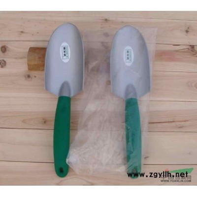 叢生紫薇，紫荊，連翹